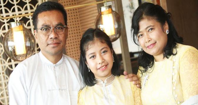 Myanmar First IVF baby family